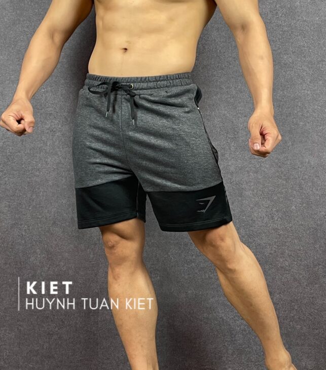 Cửa hàng quần áo thể thao GYM với nhiều mẫu mã đa dạng