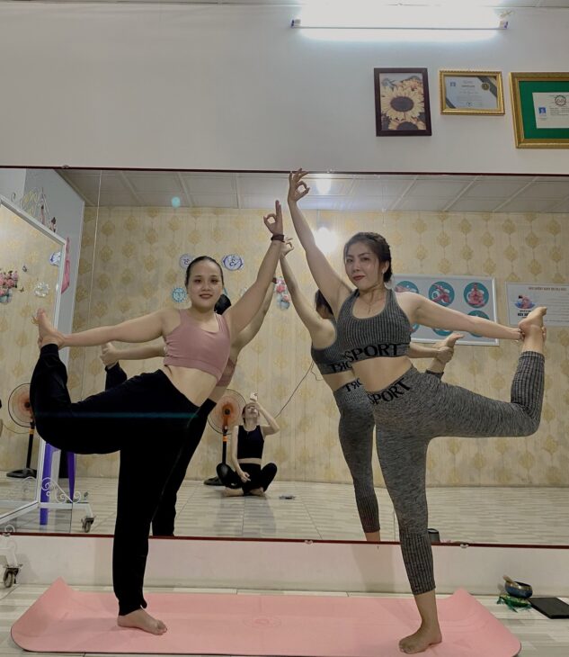 Yoga Tường Vân Thốt Nốt – Chiêu sinh lớp: các lớp yoga..