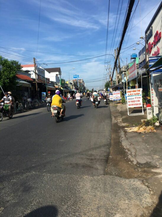 Nhà cho thuê ngang 4m5 dài 14. 1 trệt 1 lầu khu vực chợ số 2 Vĩnh Trinh cách chợ 100m.