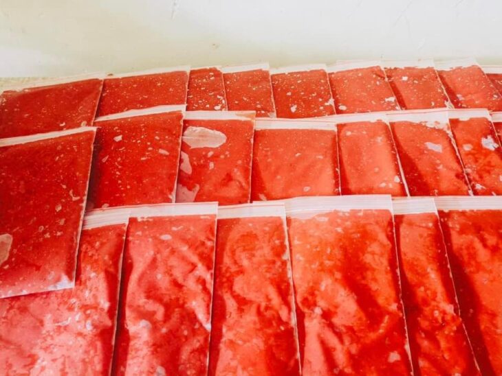 Chuyên Tim bò kích màu , trùng huyết đông lạnh , cám thái…