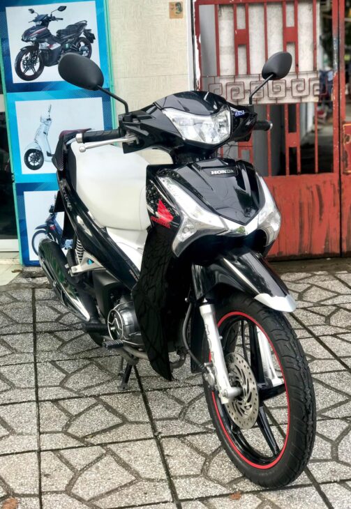 Future FI 2019, màu Đen bóng rất đẹp, xe FI phun xăng điện tử cực kỳ tiết kiệm xăng