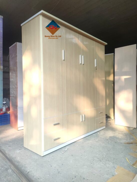 Mẫu tủ áo 4 cánh có sẵn.