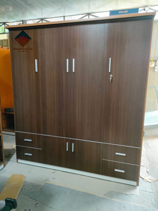 Mẫu tủ áo 4 cánh có sẵn.