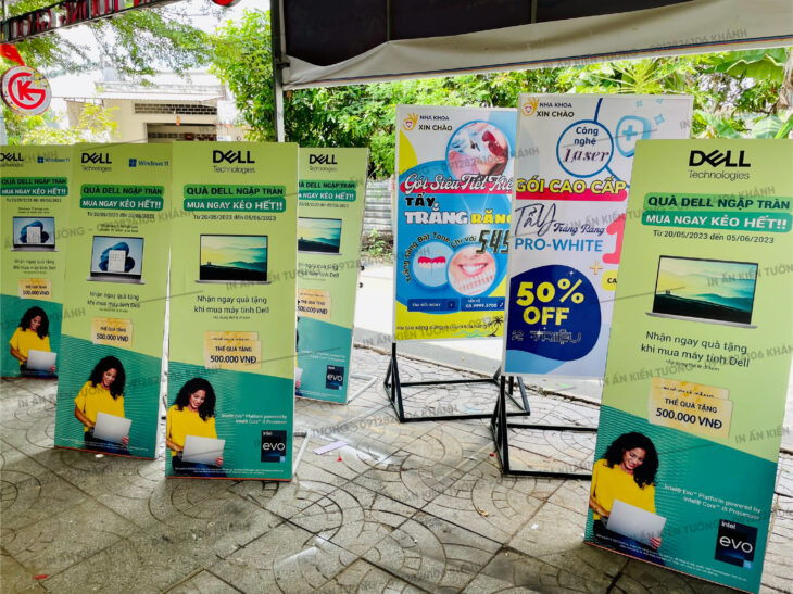 STANDEE CHÂN SẮT BẮN BẠT