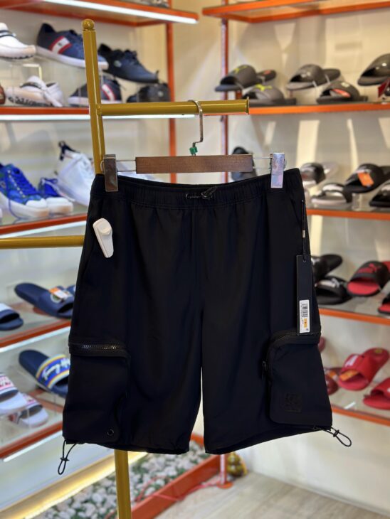 Quần short Karl