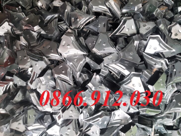 Nắp chụp đầu sắt hộp trang trí cửa cổng sắt chông hàng rào ( mác sắt )