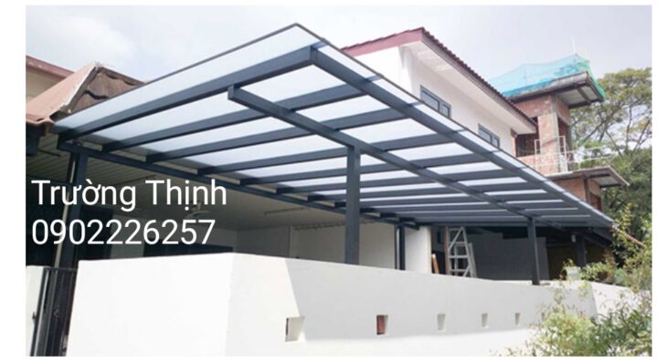 Khảo sát, tư vấn báo giá lắp đặt mái hiên mái bạt xếp.