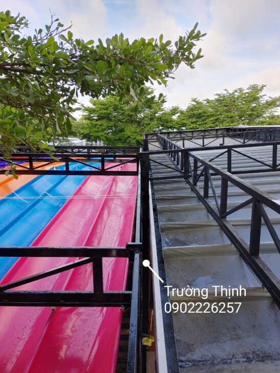 Khảo sát, tư vấn báo giá lắp đặt mái hiên mái bạt xếp.