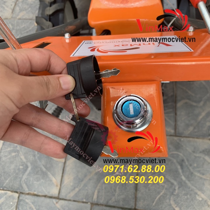 Máy cắt cỏ trục băm Kawasaki VMTB100D đề nổ chất lượng
