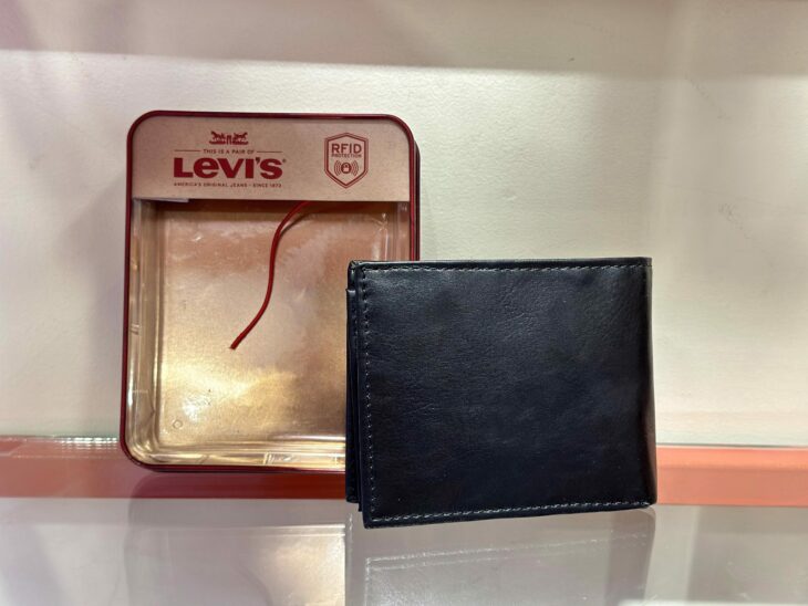 Ví Nam Đen Logo Con Ngựa Levis