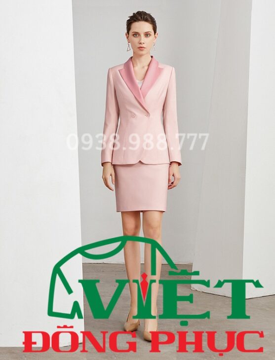 Mẫu đồng phục áo vest nữ công sở sang trọng và hợp thời trang nhất 2024