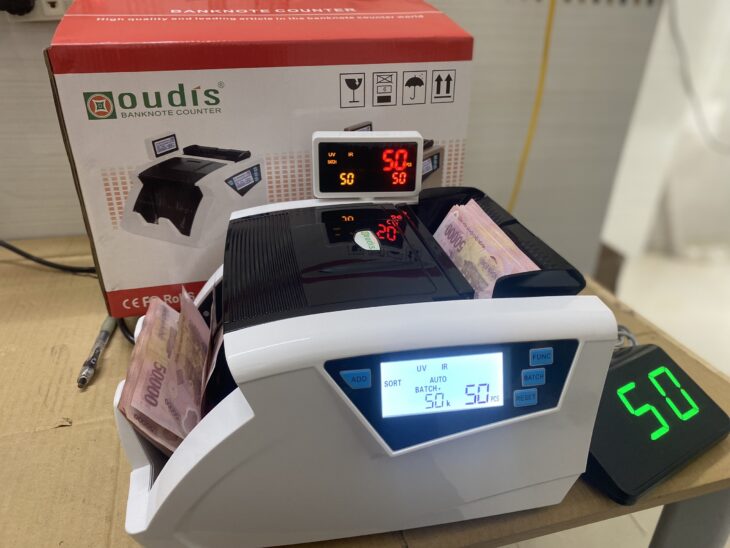 MÁY ĐẾM TIỀN OUDIS 8899B