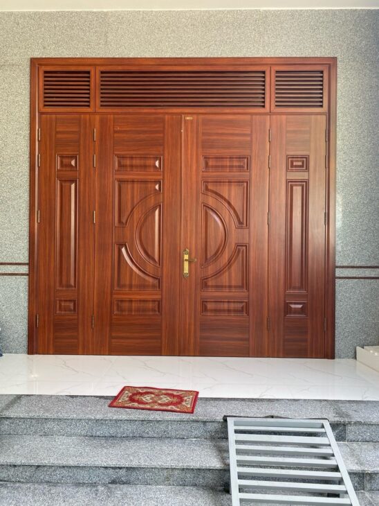 Cửa Thép Vân Gỗ Tại Quận 3 – Cửa Cao Cấp, Giá Rẻ