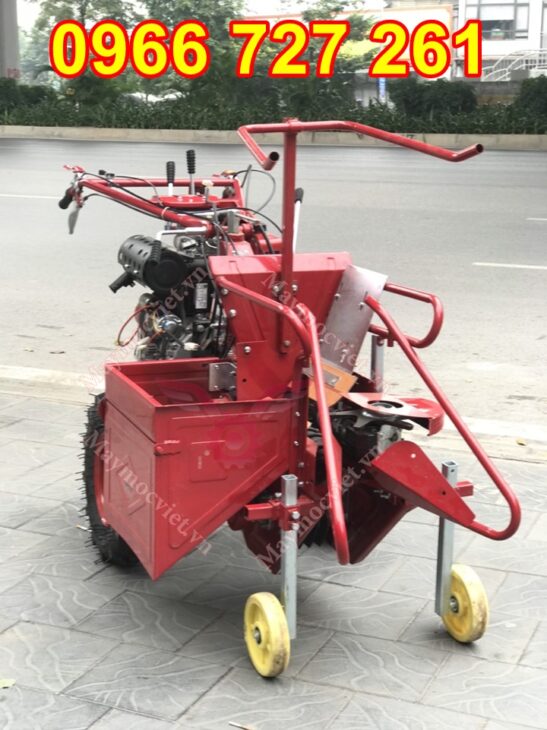 Máy thu hoạch ngô, máy thu hoạch bắp đa năng chạy dầu đề điện Kawasaki KW120D