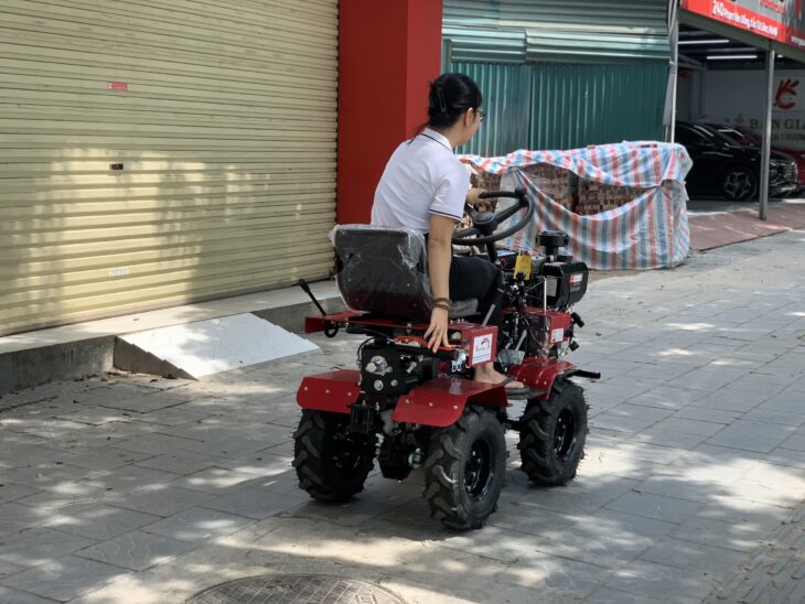 Máy xới đất chạy dầu 13Hp ngồi lái Turbo TBD1300