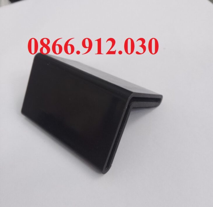 Chụp chân sắt V cho giá để tài liệu và hàng hóa