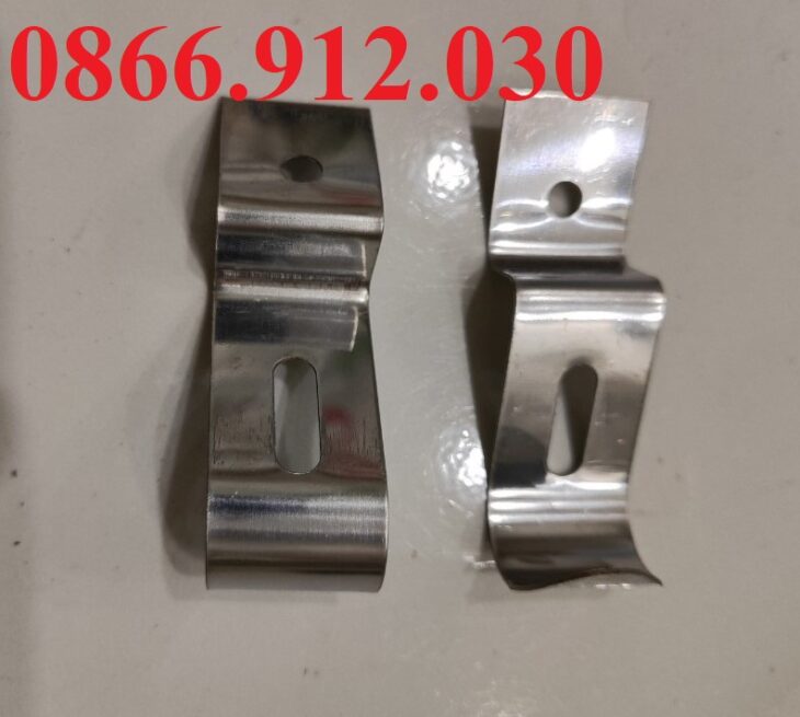Kẹp ngói lợp tráng men inox 201 và 304