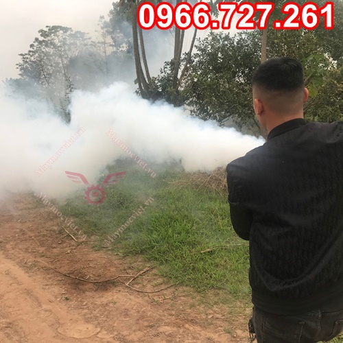 Máy phun khói trừ côn trùng mini chạy ga 3000 Gold loại cải tiến