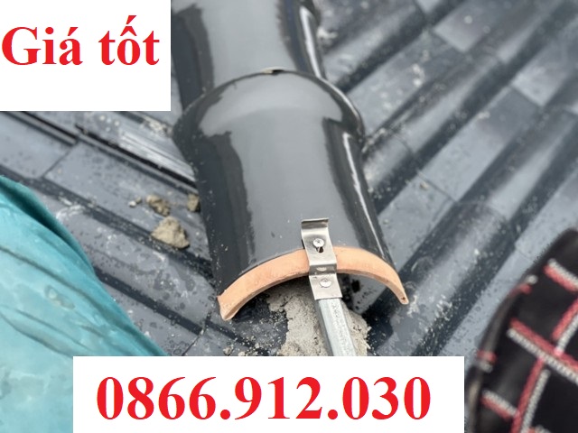 Kẹp ngói lợp tráng men inox 201 và 304