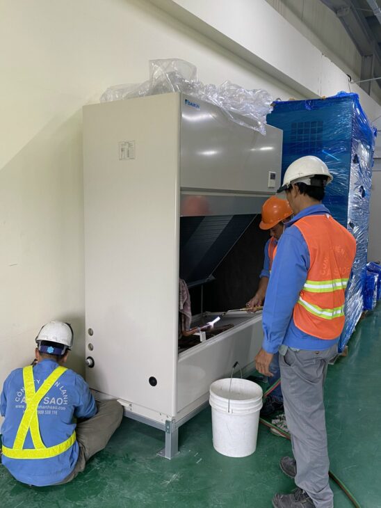Lắp Đặt Máy Lạnh Cho Các Nhà Hàng, Chung Cư, Cửa Hàng Giá Tốt Tại Tphcm