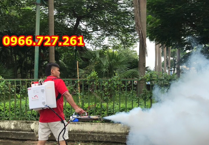 Máy phun khói giảm âm chống ồn chạy xăng PK88