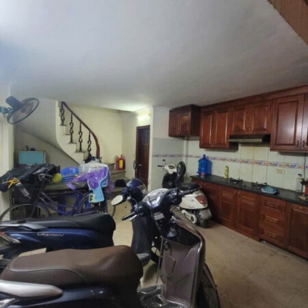 Bán nhà 6 tầng tại nguyễn trãi rẻ nhất thị trường thuộc Quận Thanh Xuân