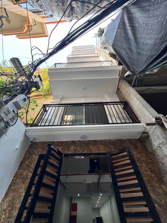 Lô Góc Đắc Địa Tại Quận Thanh Xuân Tòa nhà mới tinh 55m2, 7 tầng, vị trí lô góc đắc địa, 3 ô tô đậu