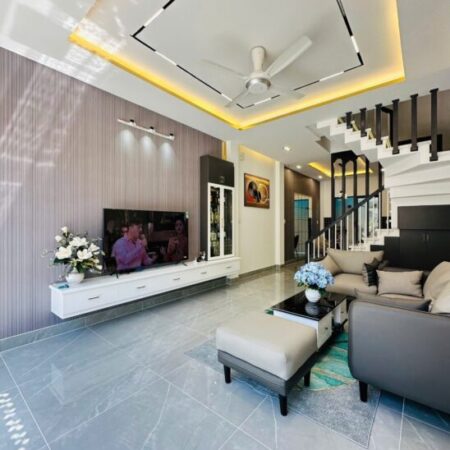 Bán nhà Lý Thái Tổ, Quận 10 Hẻm xe hơi (5×10) chỉ 6.6 tỷ TL.