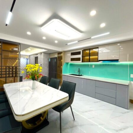 Bán nhà Nguyễn Tri Phương Quận 10,HXH (4×10) 3 tầng chỉ 6.2 tỷ.