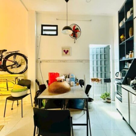 Bán nhà Nguễn Kim Quận 10, HXH 52m2 3T 3PN chỉ 7.5 tỷ.