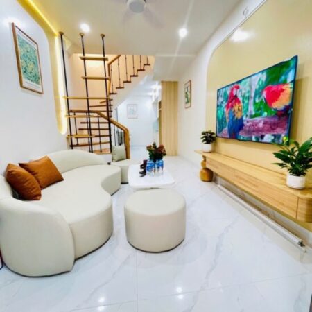 TRUNG TÂM THANH XUÂN – 36M2 – HƠN 6 TỶ – FULL NỘI THẤT MỚI ĐẸP