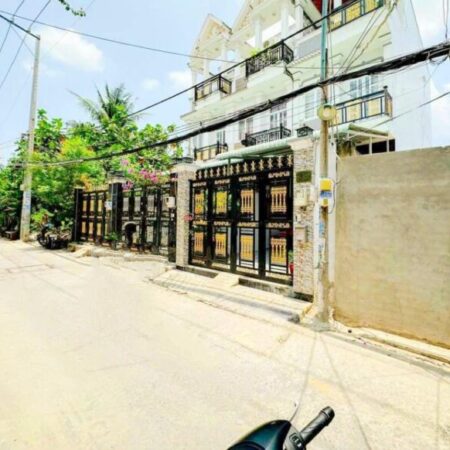 Đất 1806 Huỳnh Tấn Phát, Thị Trấn Nhà Bè, 4.5×15, sổ riêng, chỉ 3.7 tỉ