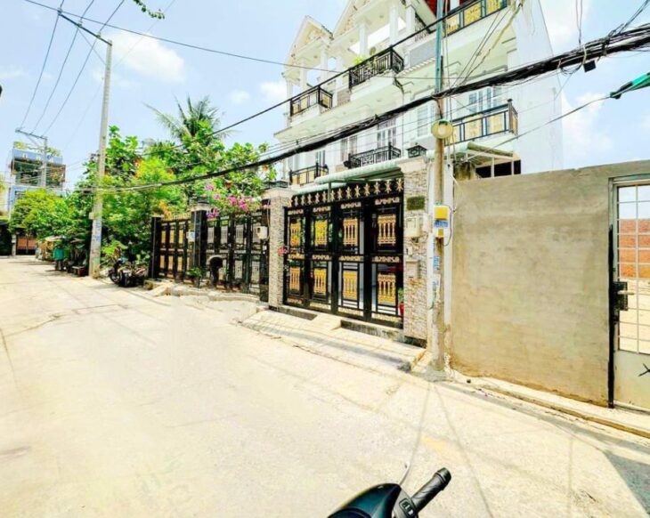 Đất 1806 Huỳnh Tấn Phát, Thị Trấn Nhà Bè, 4.5×15, sổ riêng, chỉ 3.7 tỉ