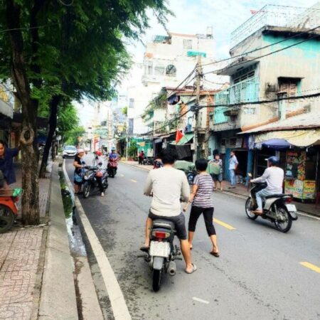 Mặt tiền kinh doanh Tùng Thiện Vương 4.4×15 59m2 chỉ 11 tỷ 2 Mặt tiền kinh doanh Tùng Thiện Vương 4.4×15 59m2 chỉ 11 tỷ 2