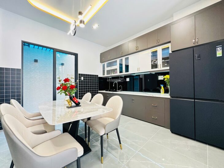 Bán nhà Lý Thái Tổ, Quận 10 Hẻm xe hơi (5×10) chỉ 6.6 tỷ TL.