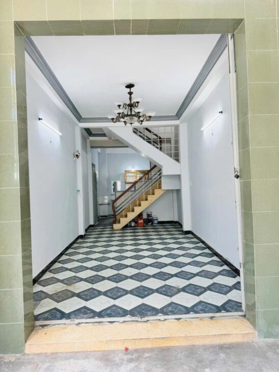 BÁN CĂN NHÀ ĐẸP 2 TẦNG ĐƯỜNG NGUYỄN HỮU HUÂN – PHƯỜNG TÂN LẬP NHA TRANG