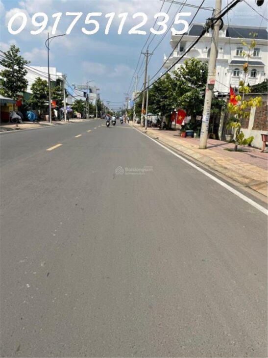 Cần bán lô vị trí đẹp gần uỷ ban Phường Hiệp Hoà DT 5x18m, sổ riêng thổ cư giá chỉ 3, 8 tỷ Lh