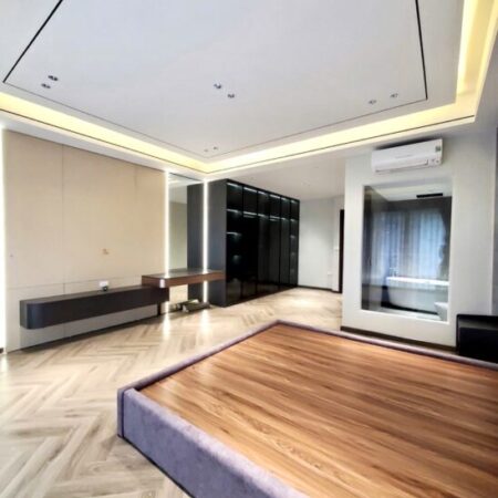 Bán nhà Bồ Đề, Long Biên. 60m2*6T, 15 tỷ. Thang máy, gara, hàng hiếm bay nhanh . Lh : 0365820395