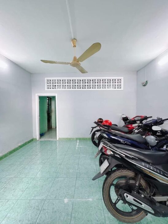 Nhà hẻm 106 đường Hòa Hưng Quận 10, 84m2, 2 tầng, ngang 6m nở hậu, chỉ 9.6 tỷ.