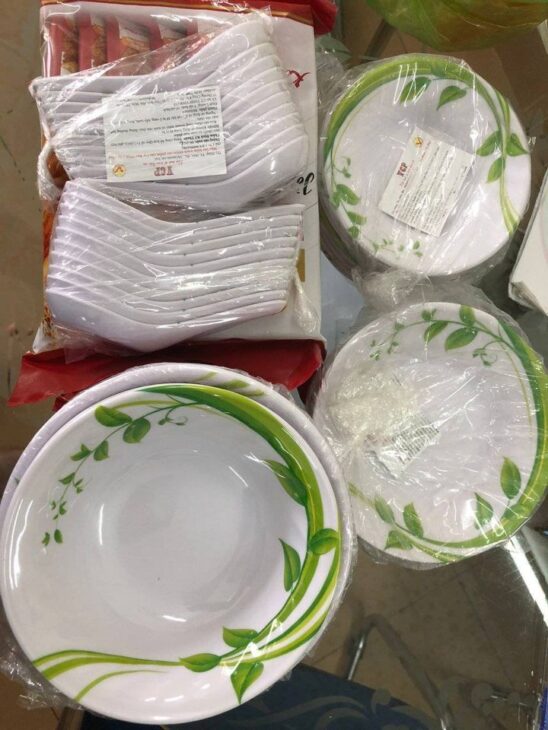 Nhận gửi chén dĩa,đồ gia dụng đi úc bằng đường tàu tại Cần Thơ