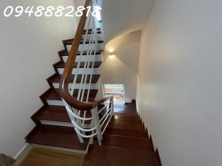 [VIP] TÂY HỒ- MẶT NGÕ Ô TÔ TRÁNH- MT 8M KHỦNG- VỪA Ở VỪA KD CỰC ĐỈNH!!!