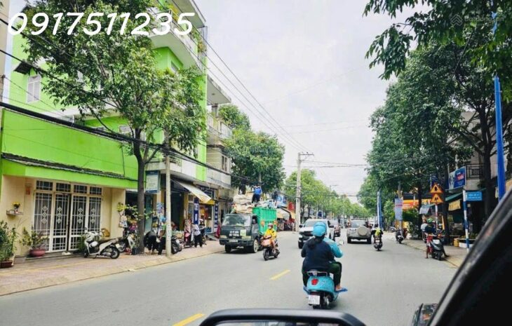 Cần tiền bán gấp nhà mặt tiền thành phố Biên Hoà – giảm sốc 500 triệu lh 0917511235