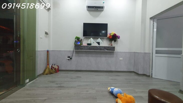 Cực Đẹp – Ô Tô Đỗ cửa gần đại sứ quán Hàn Quốc, Ngõ thông DT: 54,4m giá 9.95 tỷ