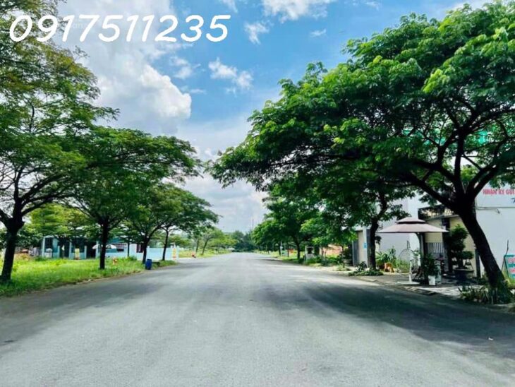 Chính chủ kẹt tiền bán lô đất khu dân cư Thung Lũng Xanh Long Thành 6x18m, giá 1tỷ100 Liên hệ