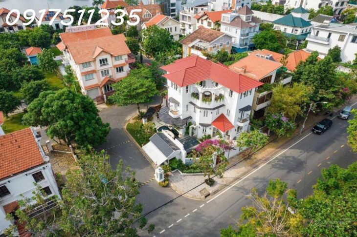 Nhà giá rẻ Quận 2, duy nhất khuôn đất 2 MT khu compuond Thảo Điền 10x20m Đông Nam – giá 44 tỷ lh