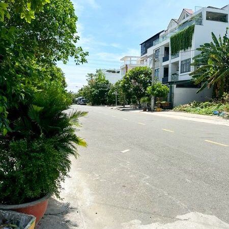 Mặt tiền kinh doanh Trịnh Quang Nghị 5×24 4 tầng sổ riêng chỉ 11 tỷ