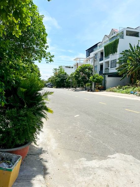 Mặt tiền kinh doanh Trịnh Quang Nghị 5×24 4 tầng sổ riêng chỉ 11 tỷ