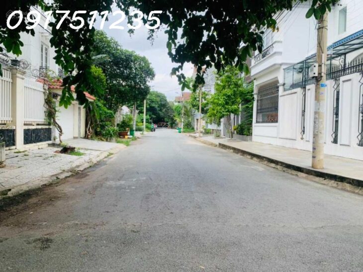Nhà giá rẻ Quận 2, duy nhất khuôn đất 2 MT khu compuond Thảo Điền 10x20m Đông Nam – giá 44 tỷ lh