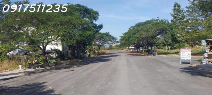 Chính chủ kẹt tiền bán lô đất khu dân cư Thung Lũng Xanh Long Thành 6x18m, giá 1tỷ100 Liên hệ