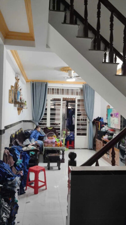Chủ Ngộp Bank!!!Bán Gấp!!Chỉ còn 5,95 tỷ, Nhà C4 SHR, diện tích khủng 117m2, 1/ Nguyễn Văn Quá